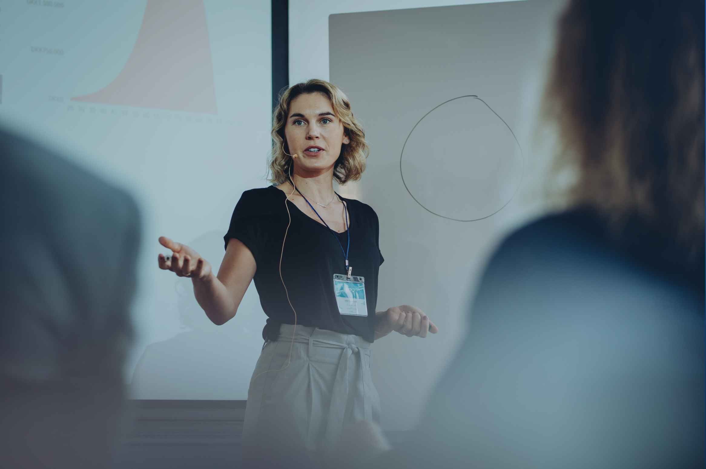 Blended Learning: Integrating Online and Classroom Training with Course Templates