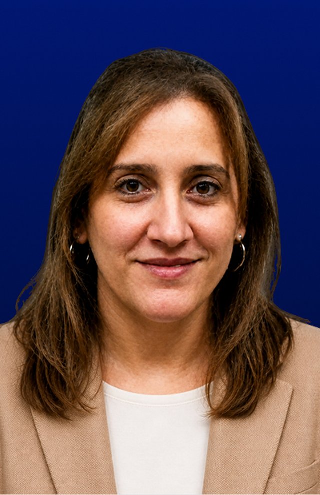 Headshot of Maria Carcache-Jatib.