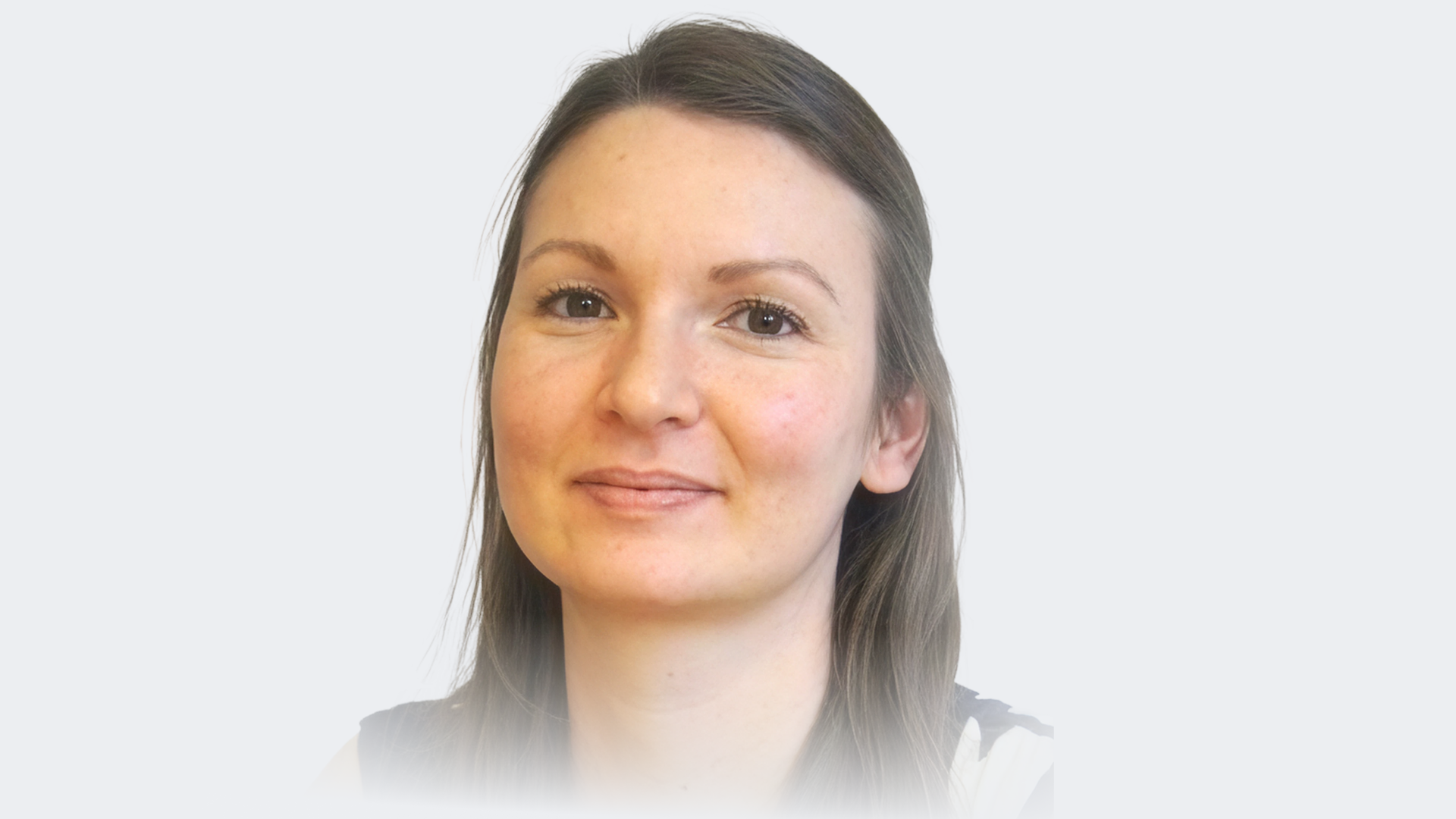 Anna Shaw professional headshot.