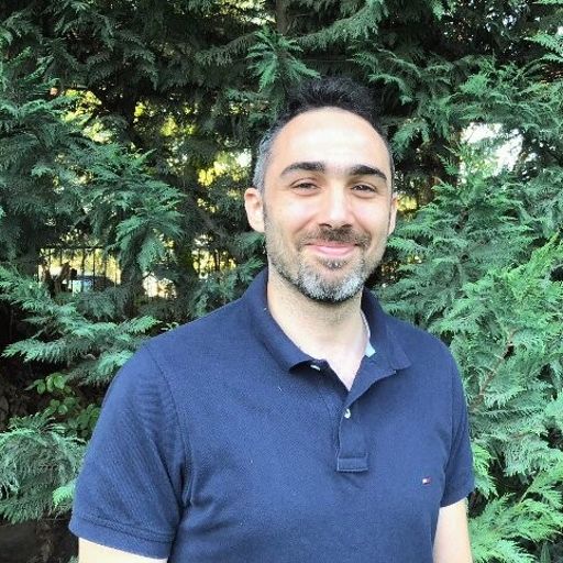 Hisham Aranout headshot.