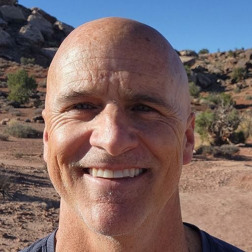 Josh Amidon headshot.