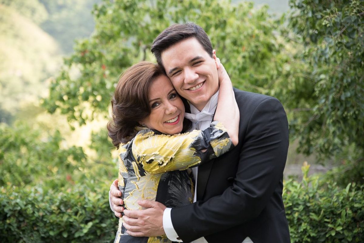 ROBERTA & ESTEBAN