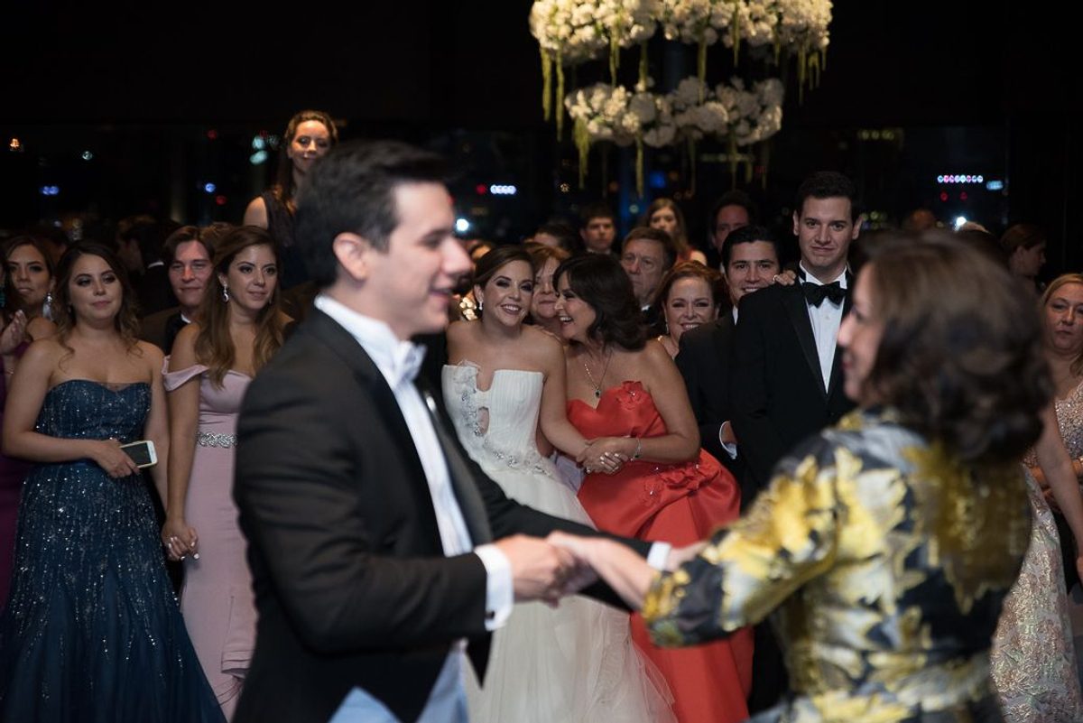 ROBERTA & ESTEBAN
