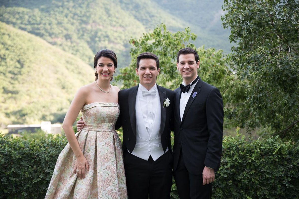 ROBERTA & ESTEBAN