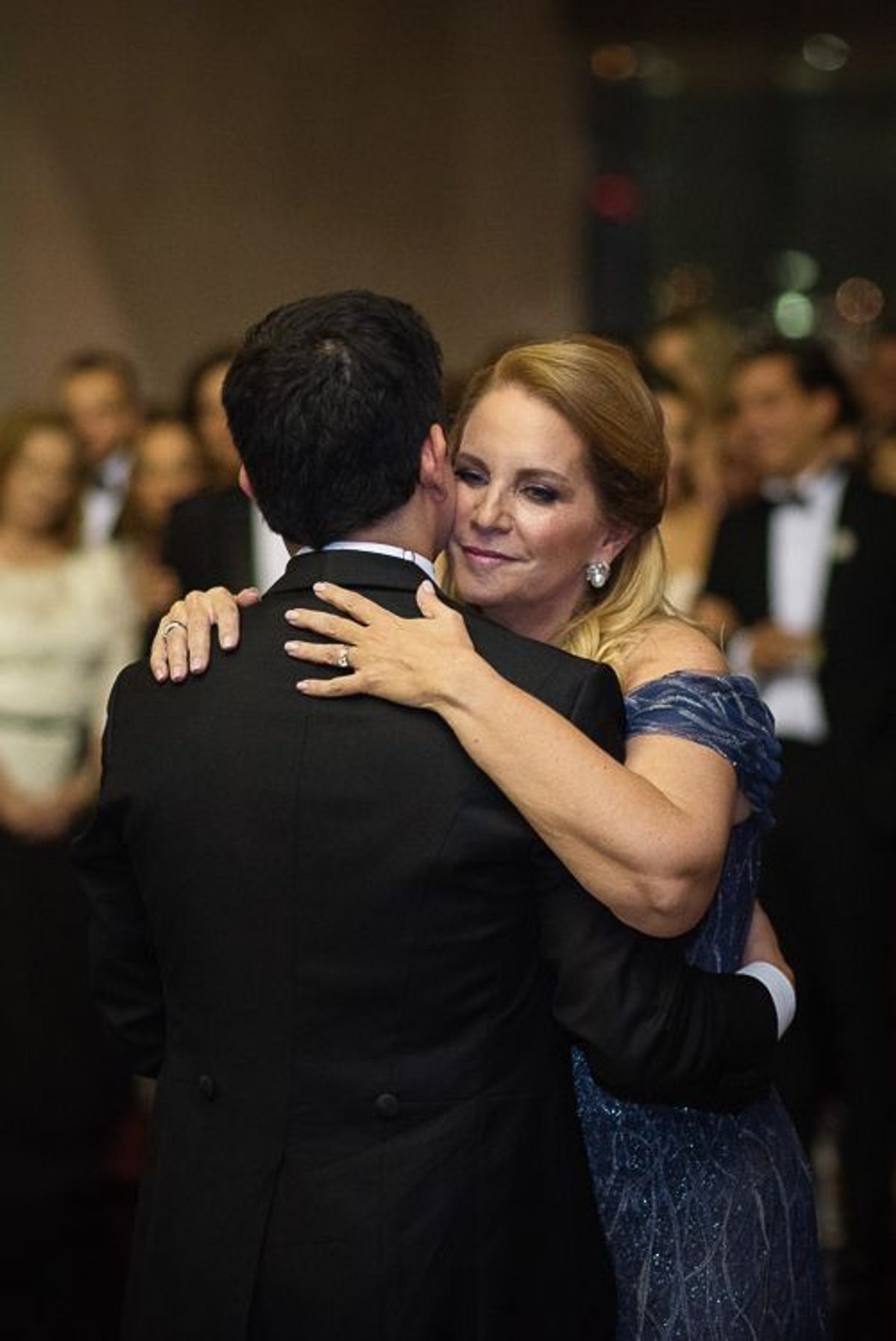 EUGE & ROBERTO