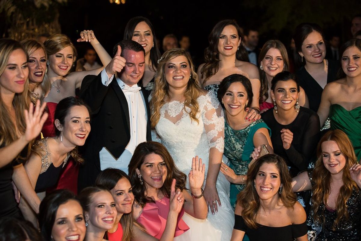 ALEJANDRA & CARLOS