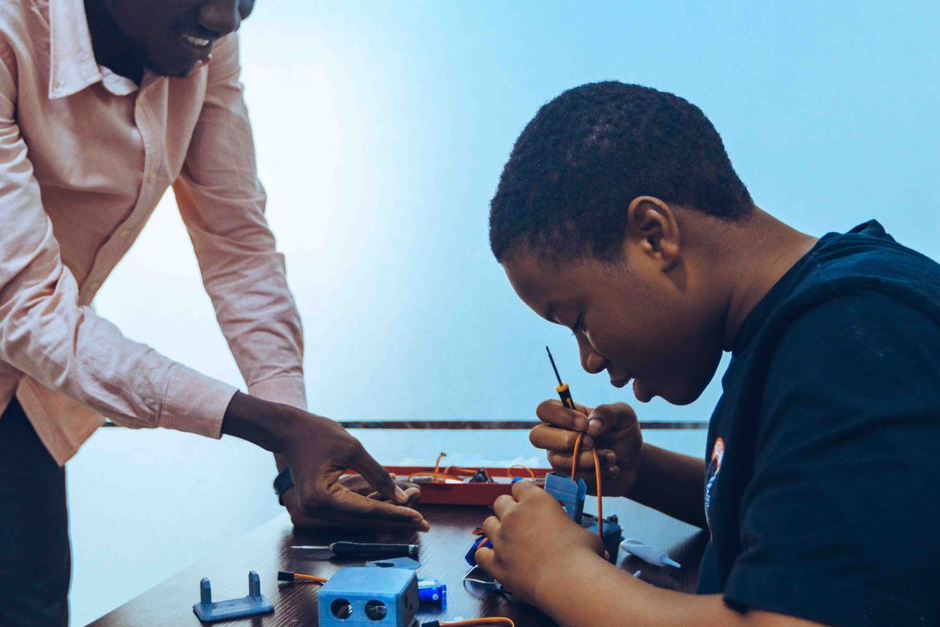 parent child science project together
