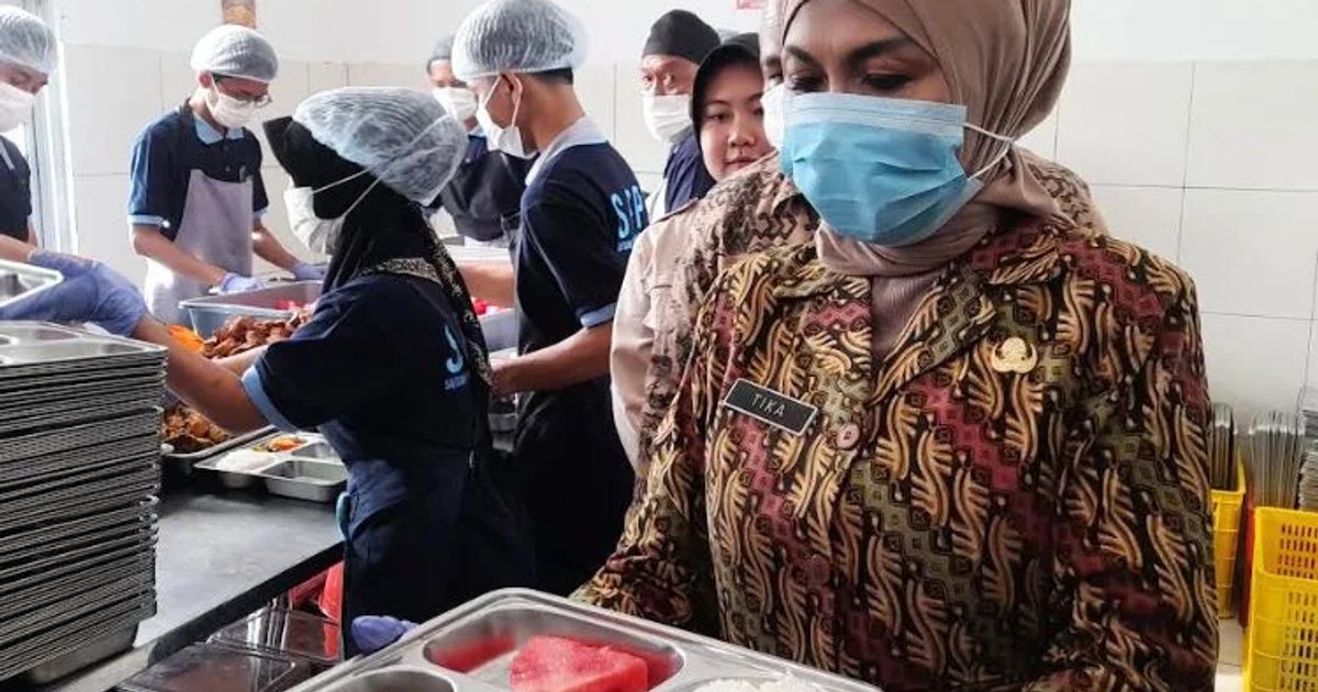 Ilustrasi artikel: Supplier Bahan Makan Bergizi Gratis di Kendal Labrak Dapur MBG Yang Nunggak Hingga 4 Bulan