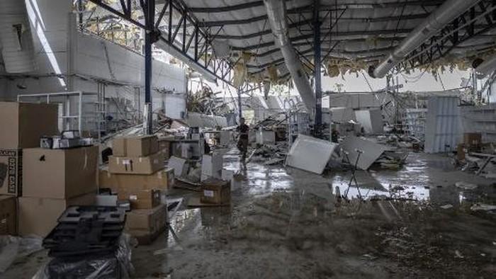 Rudal Iran Hantam Tel Aviv, Sejumlah Warga Dilaporkan Terluka