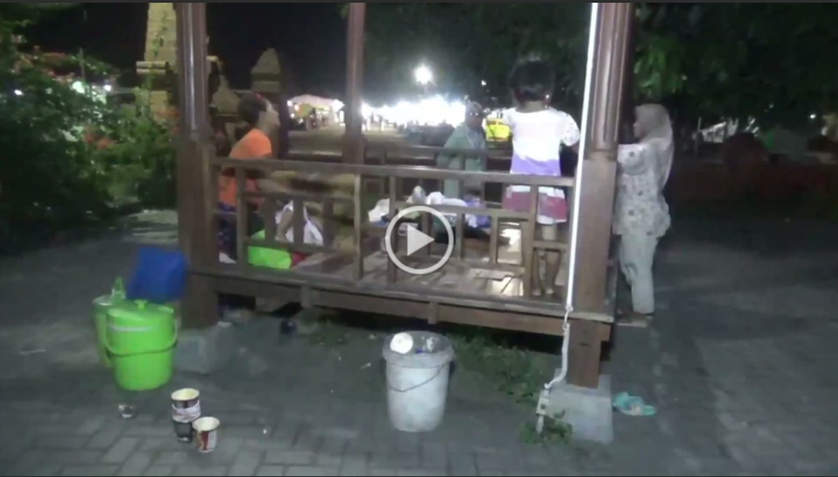 Hanya Ditemani Anak Kecil, Ibu Hamil Ini Pilih Melahirkan di Kompleks Makam Sunan Gunung Jati