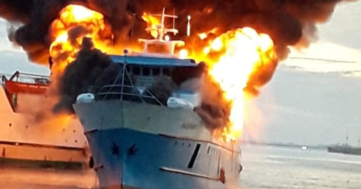 Ilustrasi artikel: Kapal Nelayan Meledak di Pelabuhan Paotere Makassar