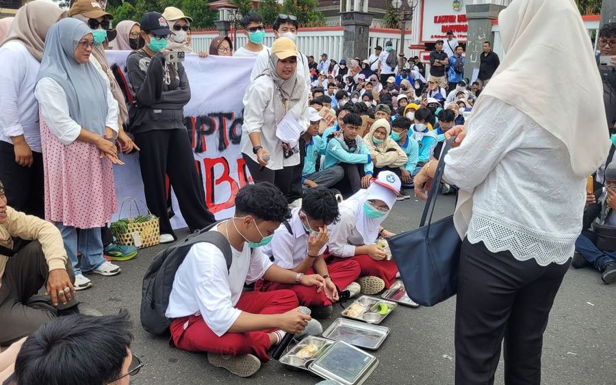 Ribuan Relawan SPPG di Banyumas Demo Dukung MBG, Desak Penindakan Koruptor