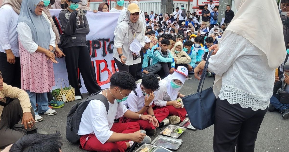 Ribuan Relawan SPPG di Banyumas Demo Dukung MBG, Desak Penindakan Koruptor