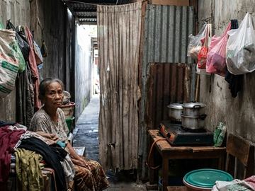 Sutinah Kudus Tinggal di Lorong Sempit: Kronologi Viral