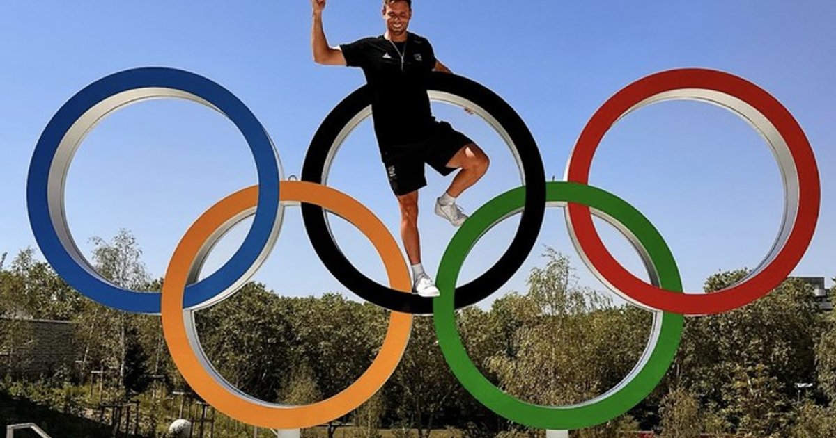 Ilustrasi artikel: Atlet Dayung Terpaksa Jadi Model OnlyFans Demi Biaya ke Olimpiade