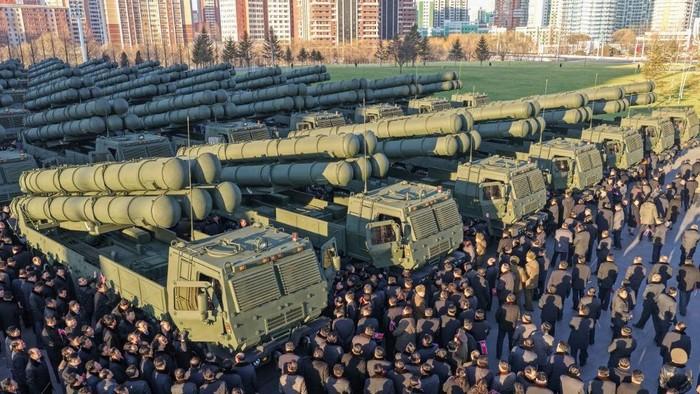 Korut Pamerkan Peluncur Roket Raksasa, Diklaim Bisa Angkut Hulu Ledak Nuklir