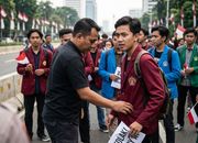 Viral Polisi Tak Berseragam Geledah Massa Demo, Ada Apa?