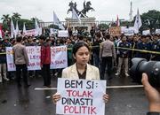 Demo di Patung Kuda: Aksi Viral hingga Manuver Jokowi