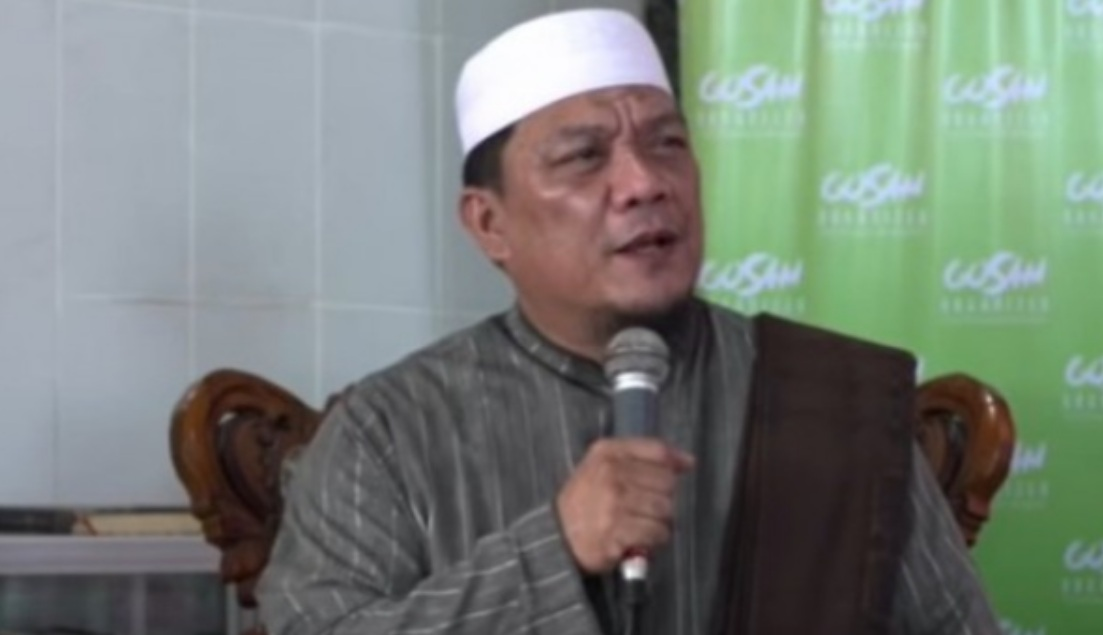 Ustadz Yahya Waloni Meninggal saat Jadi Khotib Sholat Jumat di Makassar, Jatuh saat Khutbah Kedua