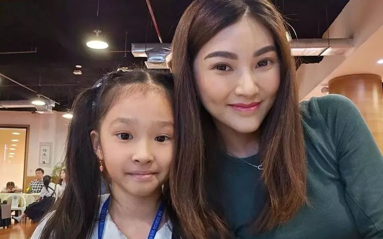 Sarwendah Hadirkan Dokter, Tegaskan Thalia Buah Hatinya