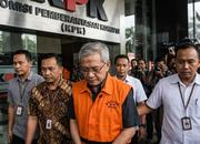 Kasus Gratifikasi Eks Sekjen MPR: Berita Terkini