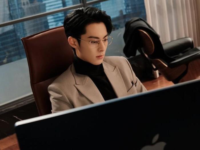 Pemeran Dao Ming Si dalam remake serial Meteor Garden dan Only For Love Dylan Wang diterpa isu putus