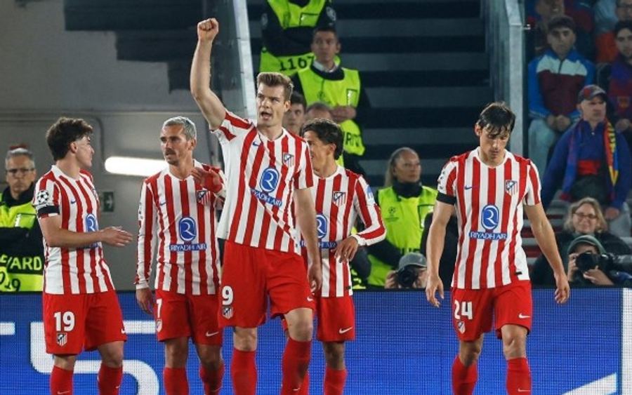 Rapor Pemain Atletico Madrid vs Barcelona: Julian Alvarez Bersinar, Atleti Pulang Bawa Modal Besar