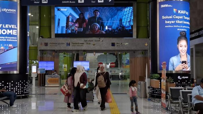 Ratusan Ribu Tiket Kereta Lebaran dari Gambir dan Senen Masih Tersedia