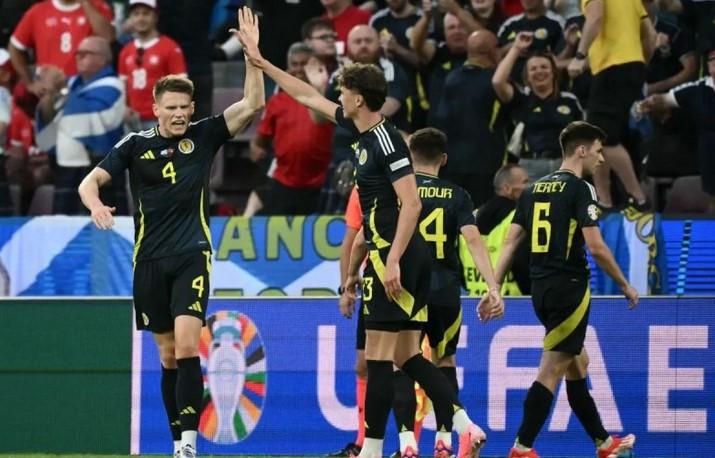 Scott McTominay terpilih sebagai pemain terbaik Skotlandia 2024