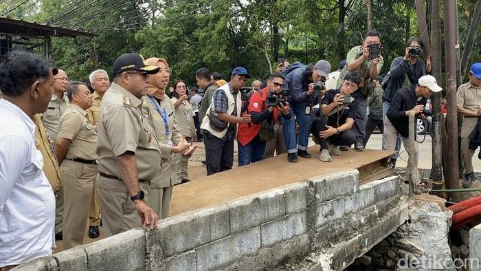 Rano Karno Apresiasi Perbaikan Jalan Amblas di Lenteng Agung, Rampung Hanya 5 Hari