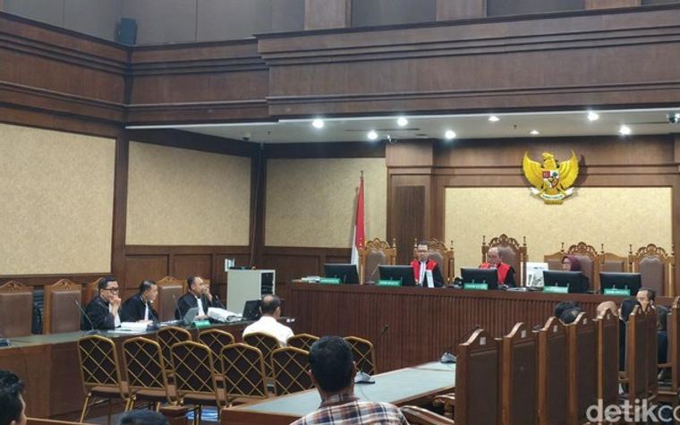 Sidang Suap Bea Cukai Ungkap Arahan Simpan Uang Ilegal di Luar Kantor