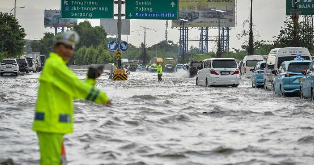 Ilustrasi artikel: Banjir Tol Bandara Soetta Belum Surut, Lalu Lintas Tersendat