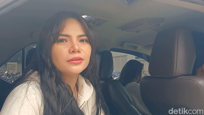 Dinar Candy Batalin Show di Korea Selatan