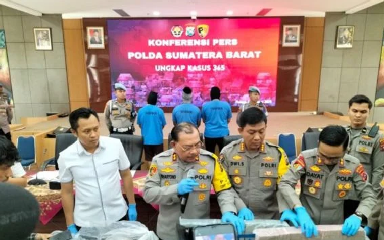 Mencuri Uang Rp 2,6 Miliar ,2 Personel Sabhara Polda Sumbar Di Tangkap