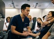 Fakta Dokter Ryan Cheung Viral Selamatkan Penumpang