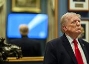 Trump Ancam Gebuk China dengan Tarif 50% Jika Kirim Senjata ke Iran