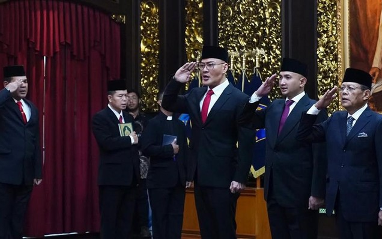 Deddy Corbuzier Resmi Jadi Stafsus Menhan: Dari Mentalist ke Strategi Pertahanan!