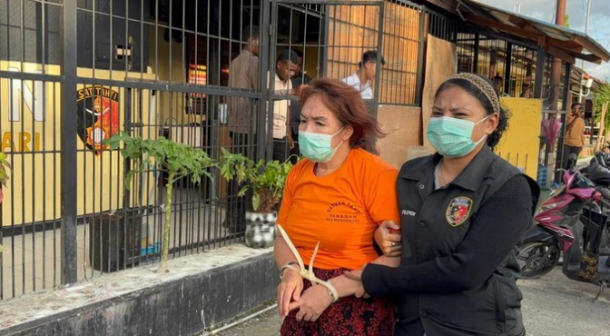 Seorang ART di Manokwari dibunuh majikannya dan jasadnya disimpan selama tiga hari sebelum ditemukan, mengungkap kasus kekerasan rumah tangga yang mengguncang warga