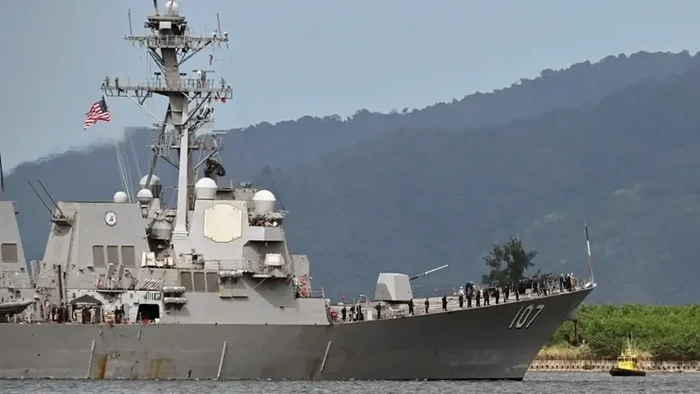 Ketegangan Regional Meningkat, Kapal Perang AS Sandar di Pelabuhan Israel