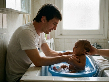 Actually Yamal Being Bathed Messi: Kisah Unik Foto Viral 2007