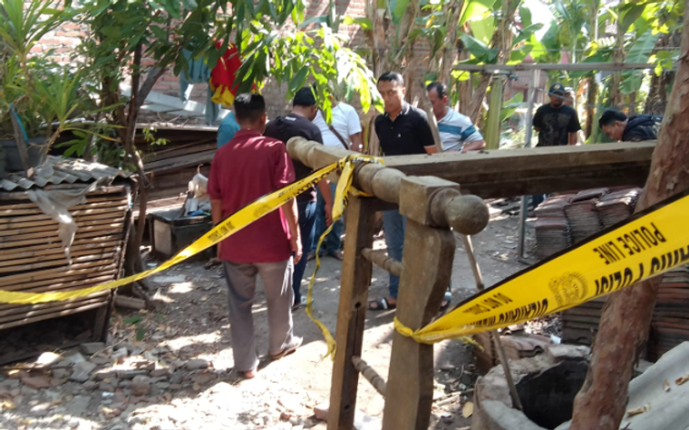 Perempuan 33 Tahun Diduga Dibunuh Suami di Sidorejo Krian Sidoarjo