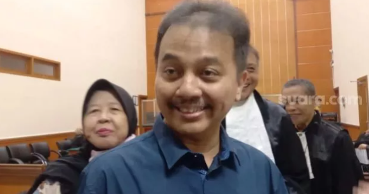 Ilustrasi artikel: Dilaporkan Polisi Roy Suryo , Usai Bicara Fufufafa, Sosoknya Ternyata Punya Darah Ningrat
