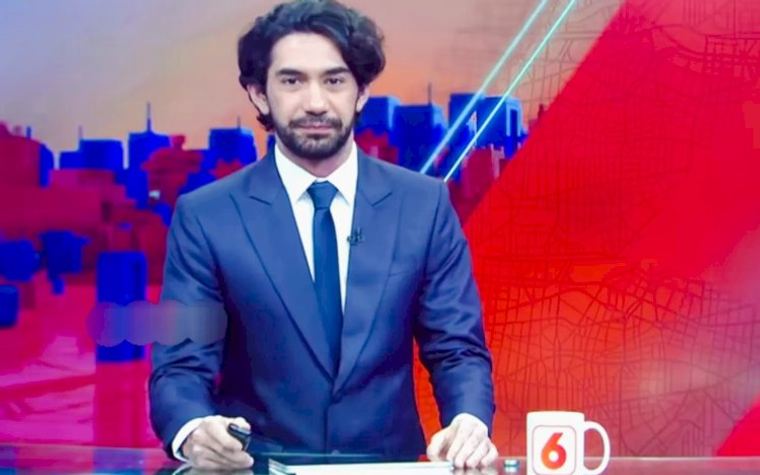reza rahadian jadi presenter di hut liputan 6 sctv ke-29