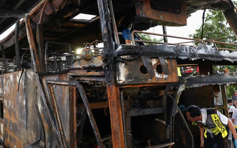 Kecelakaan Bus Sekolah di Thailand 25 Orang Tewas