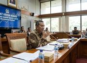 Program Makan Bergizi Gratis Disorot DPR, Rupiah di Rp18.100