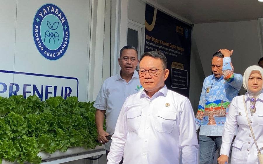 Dudung Apresiasi Inovasi Burger Singkong dan Jamur, Jadi Andalan Dapur MBG di Malang