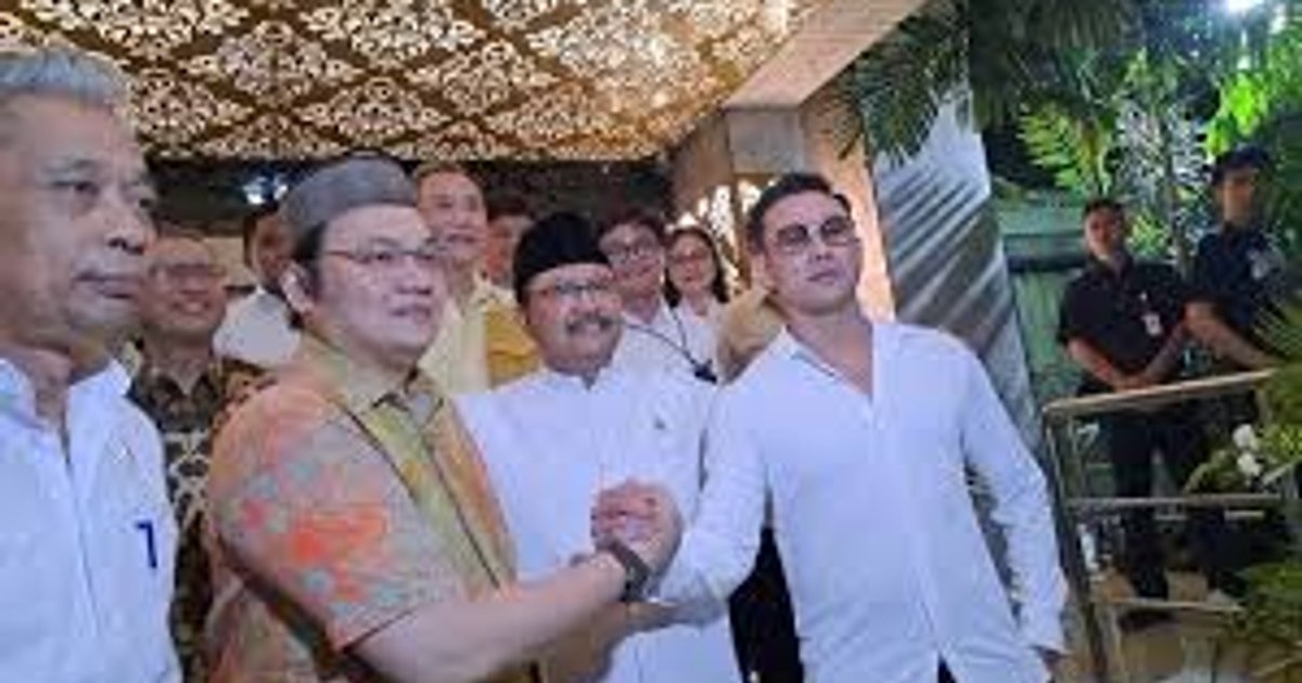Ilustrasi artikel: Denny Sumargo Dan Farhat Abbas Berdamai, Saling Minta Maaf Di Depan Menteri Sosial