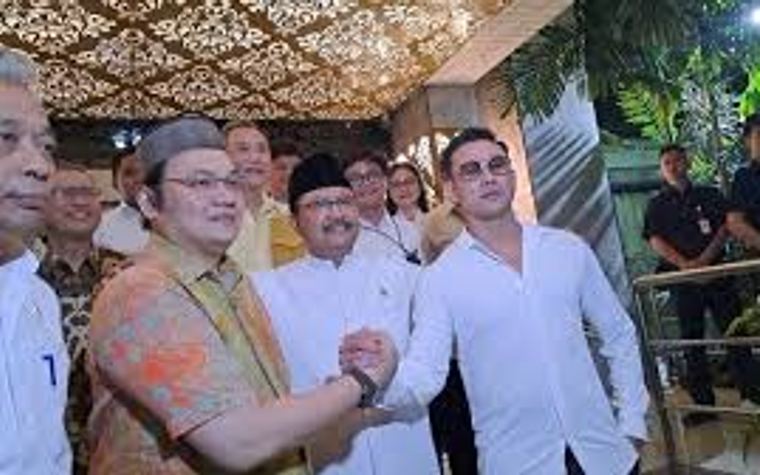 Denny Sumargo Dan Farhat Abbas Berdamai, Saling Minta Maaf Di Depan Menteri Sosial