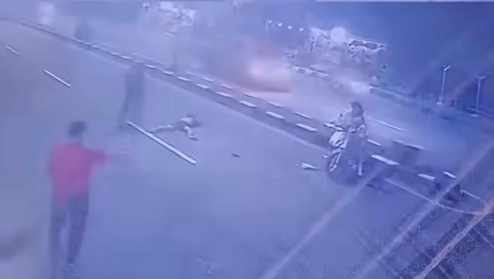 Motor Lawan Arah di Kawasan Pakansari Berujung Maut, Satu Pengendara Tewas