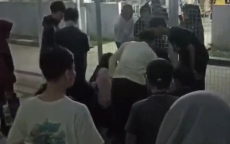 kesurupan massal dipabrik sepatu di malam 1 suro ditegal